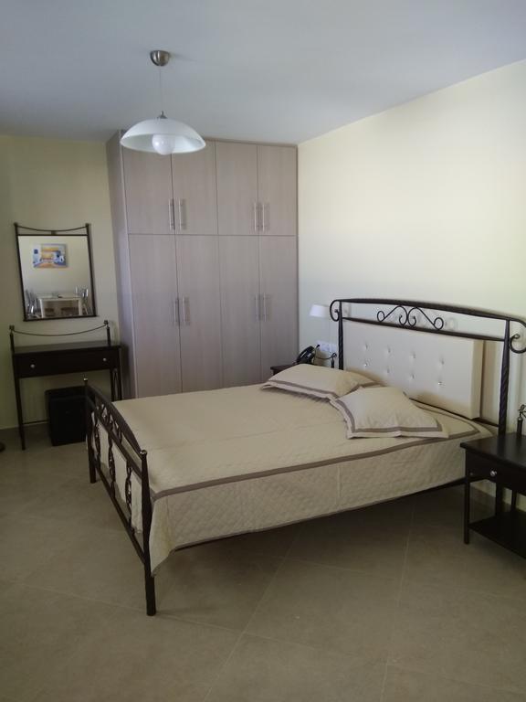 Santa Rinoula Suites Sea Sunset Views Adults Only Megalochori  Zimmer foto